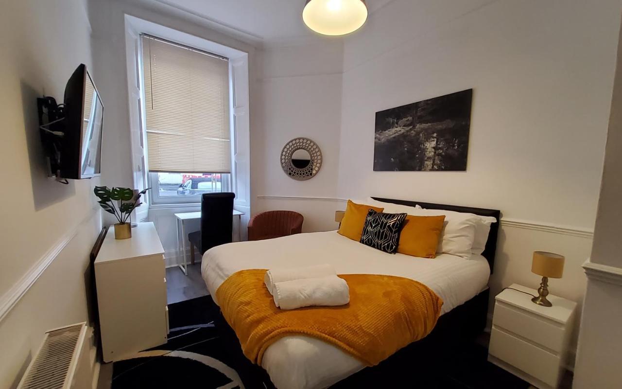 Leith Spectacular Apartment By Sensational Stay Short Lets & Serviced Accommodation With 6 Separate Beds & 2 Baths Единбург Екстер'єр фото